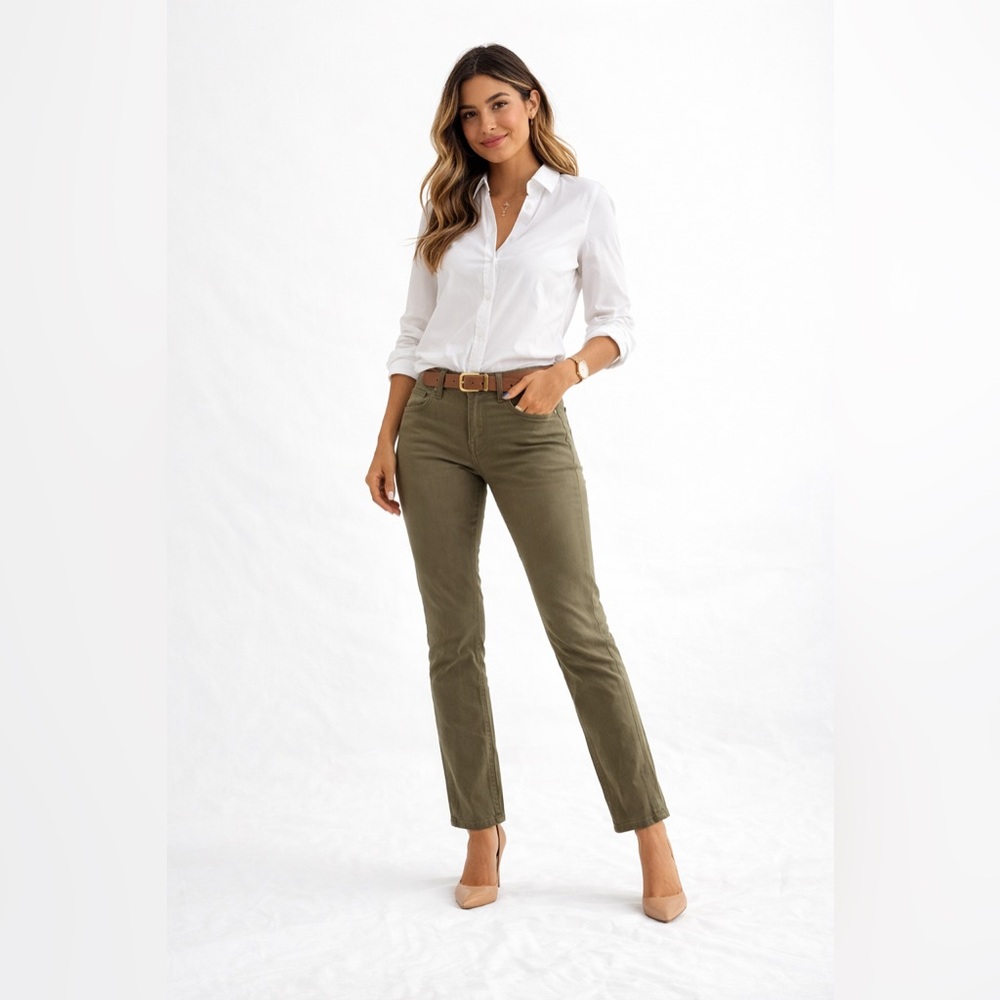Eddie Bauer Olive Slim Straight Pants Women’s P10 Slightly Curvy Mid Rise Tencel